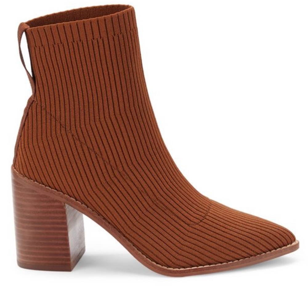 NIB STEVEN BY STEVE MADDEN Nara Heel Sock Booties - Cognac - Size 6.5